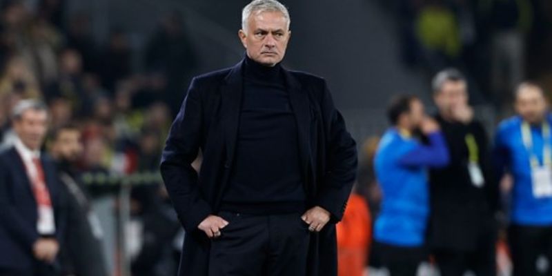 Mourinho từng nhiều lần lên tiếng khẳng định Fenerbahce bị đối xử bất công tại giải đấu